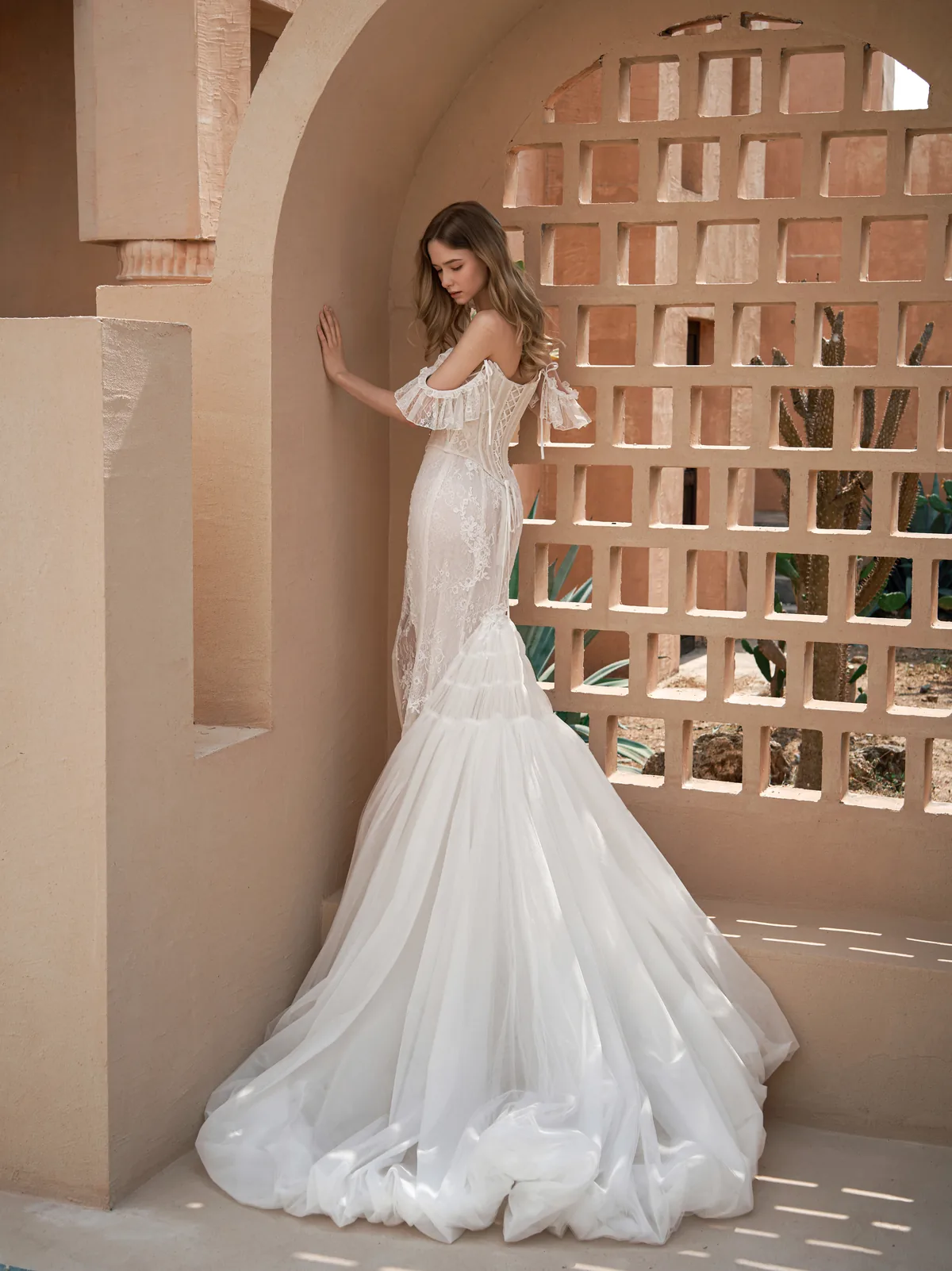 ANASTELLE DRESS image 02