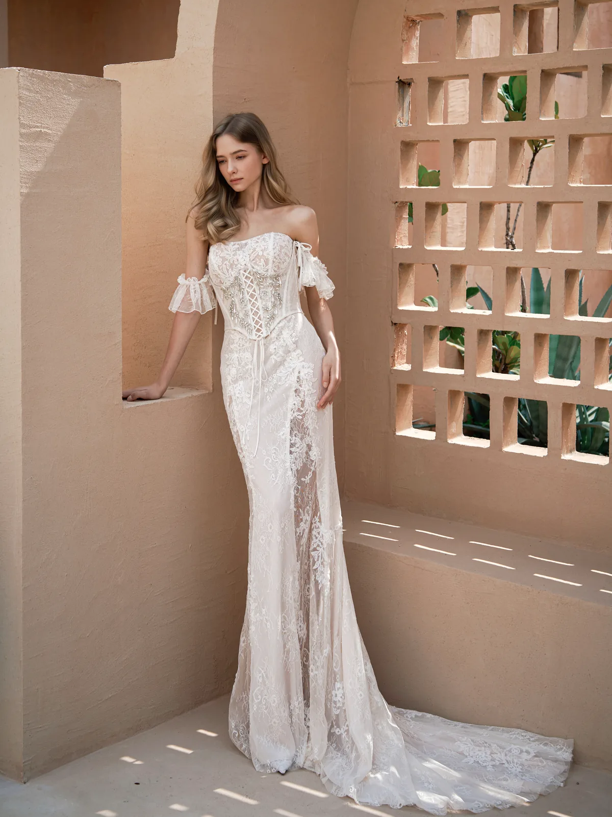 ANASTELLE DRESS image 03